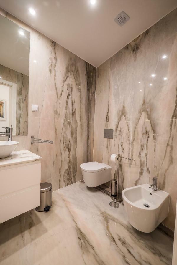 Sunshine House - Exclusive Apartment - Home By The Castle Лиссабон Экстерьер фото